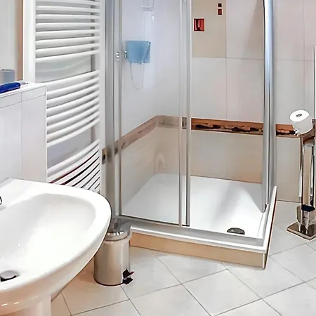 Doppelhaushaelfte Koelpin בית נופש *